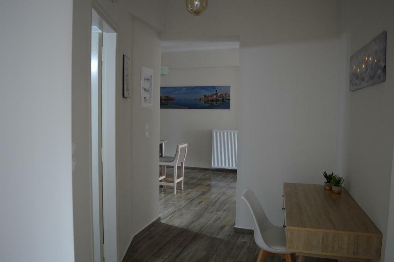 Botonis Bright Spacious Apartment Chania  Exterior photo